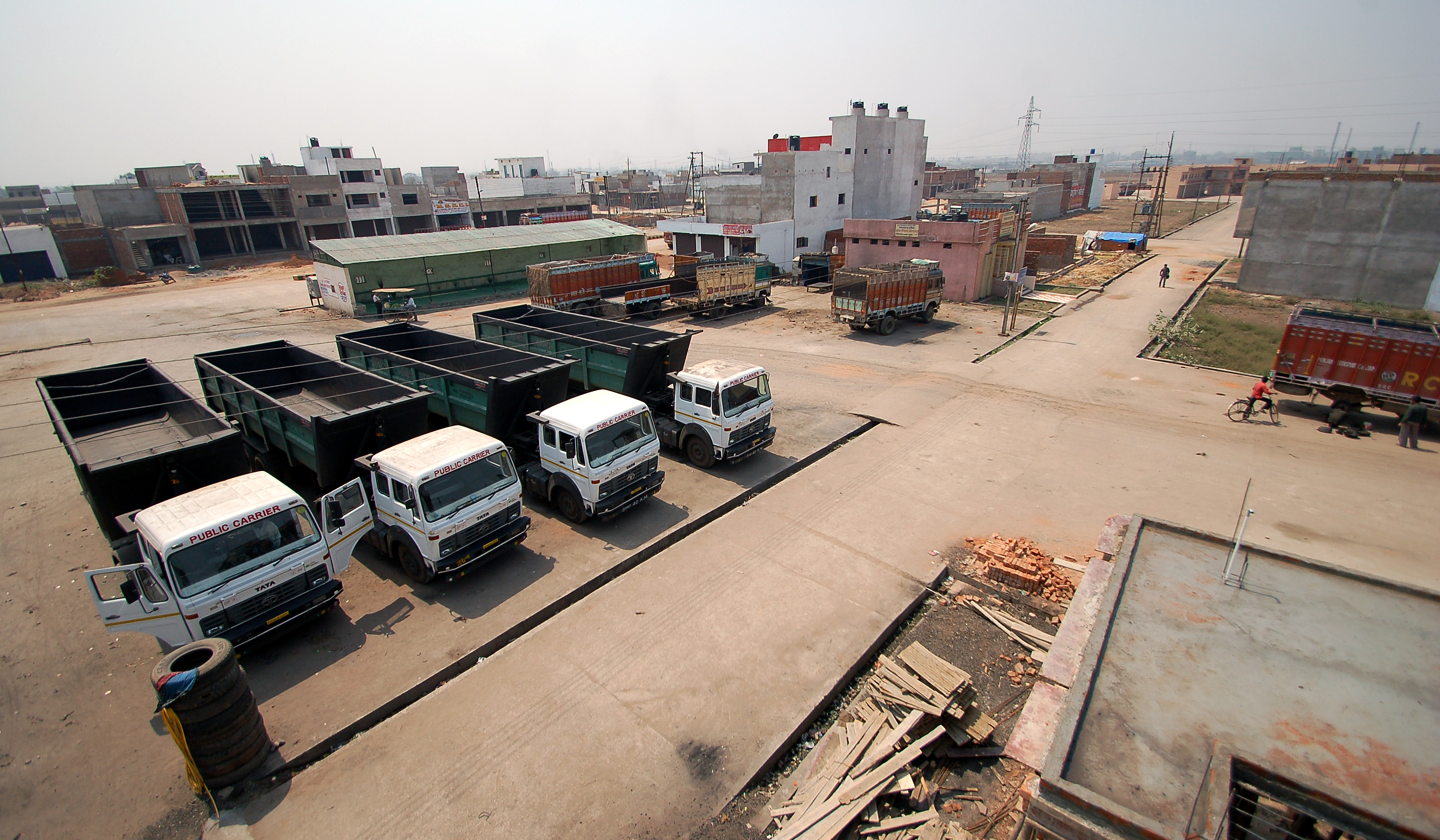 Plots - Transport Nagar